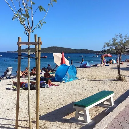 4287b セヴィド